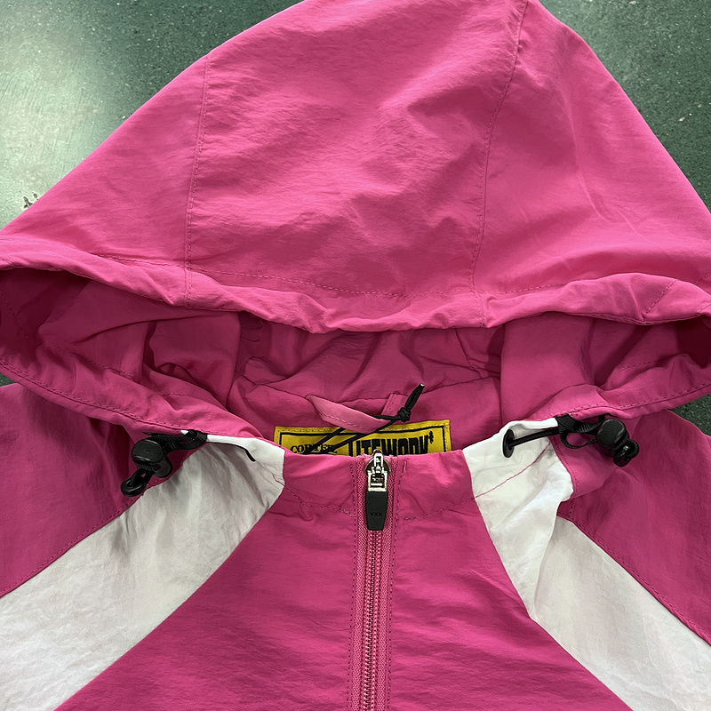trapstar 280 Alcatraz Sun Rain Windbreaker Pink 2368
