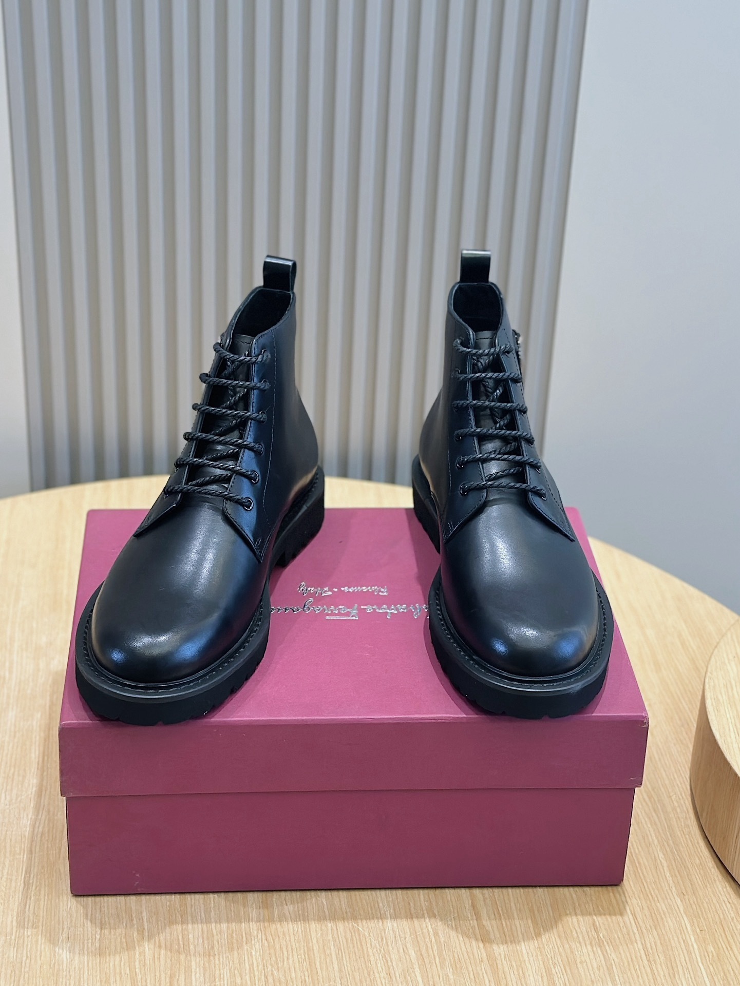 Ferragamo shoes Ferragamo shoes size︰eu38-45 321646A(5B2E)