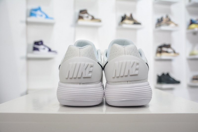 karl lagerfeld NIKE 834D24