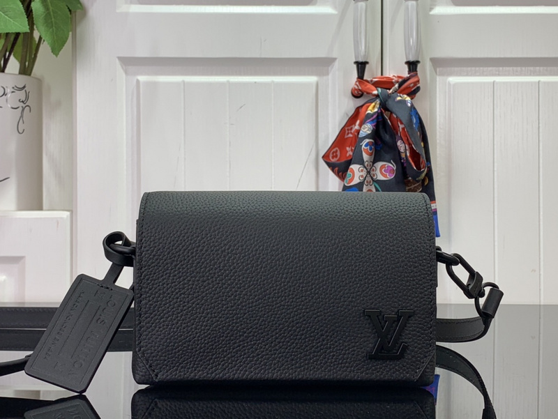 louis vuitton LV Should bag M82085EC94