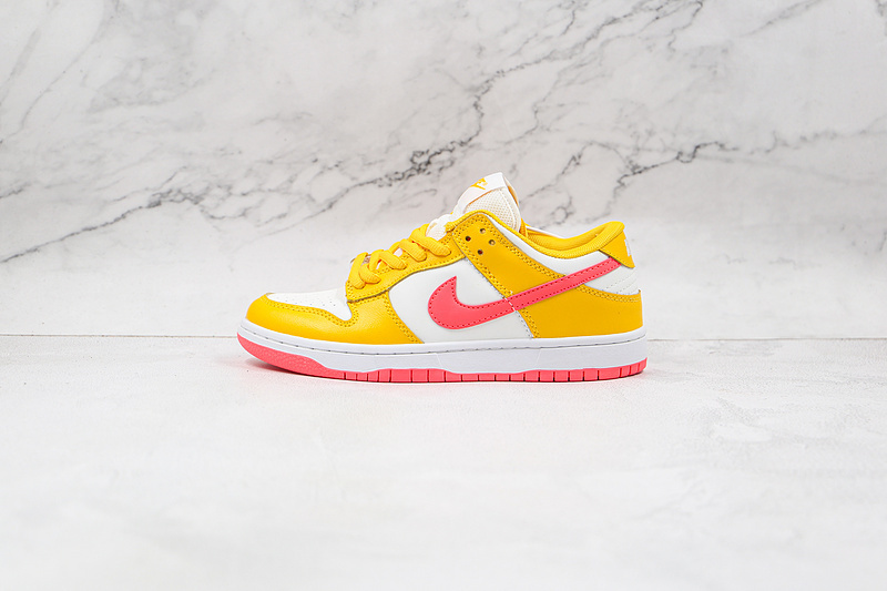 dunk 320 BQ6817 802 SB DUNK LOW SAMBA WHITE YELLOW PINK WOMAN 36 39 MAN 40 46 58A0