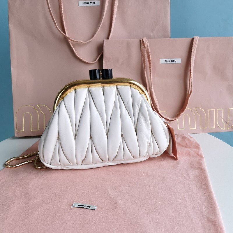 miu miu MIU MIU crossbody bag1A09