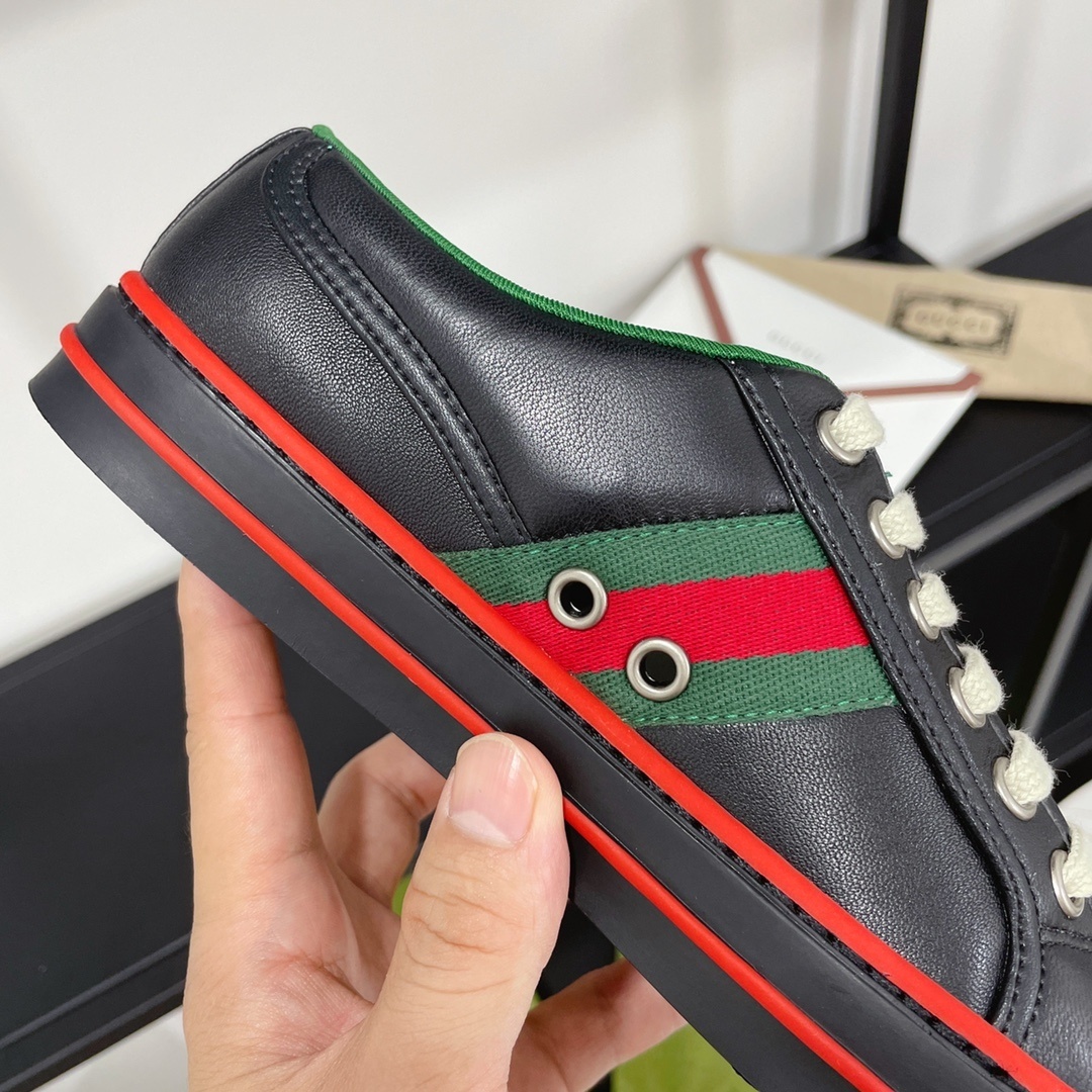 gucci shoes/sneakers-062
