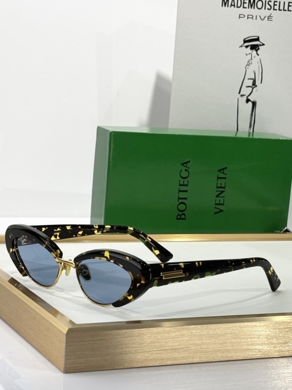 Bottega Veneta glasses -BV 00057D7B