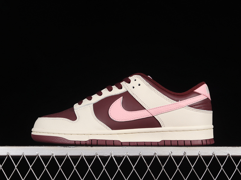 dunk 330 DR9705 100 SB DUNK LOW PALE IVORY MEDIUM SOFT PINK NIGHT MAROON WOMAN 36 39 MAN 40 4