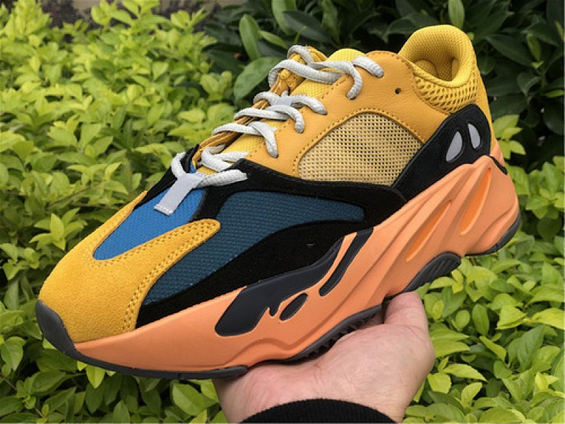 yeezy 700 Yeezy 700 Orange Yellow GZ6984 Size 36 48C1CB