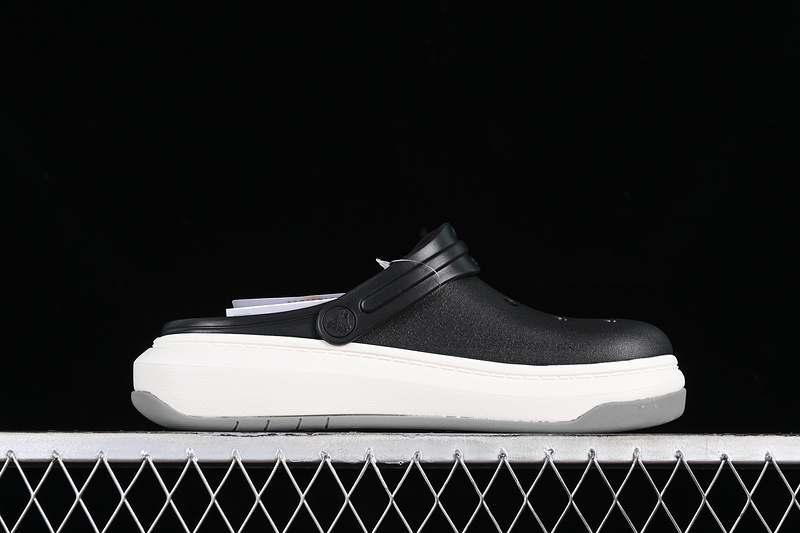 Sandal 【230】[CROCS CROCSBAND FULL FORCE WHITE∕BLACK]-[WOMAN︰36-39]-[MAN︰40-46] D028