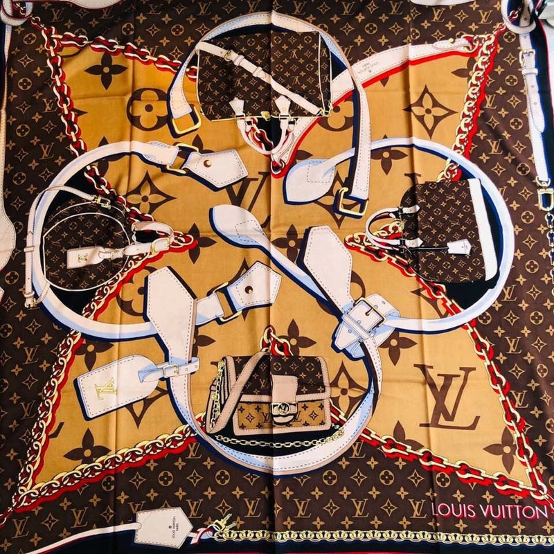 Brand Scarf and Blanket LV SCARF 200910S1504A