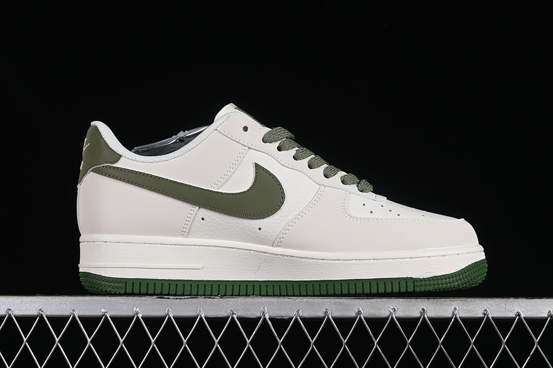 air force 1 340 HD1968 008 SUPREME AIR FORCE 1 07 LOW WHITE GREY GREEN WOMAN 36 39 MAN 40 45