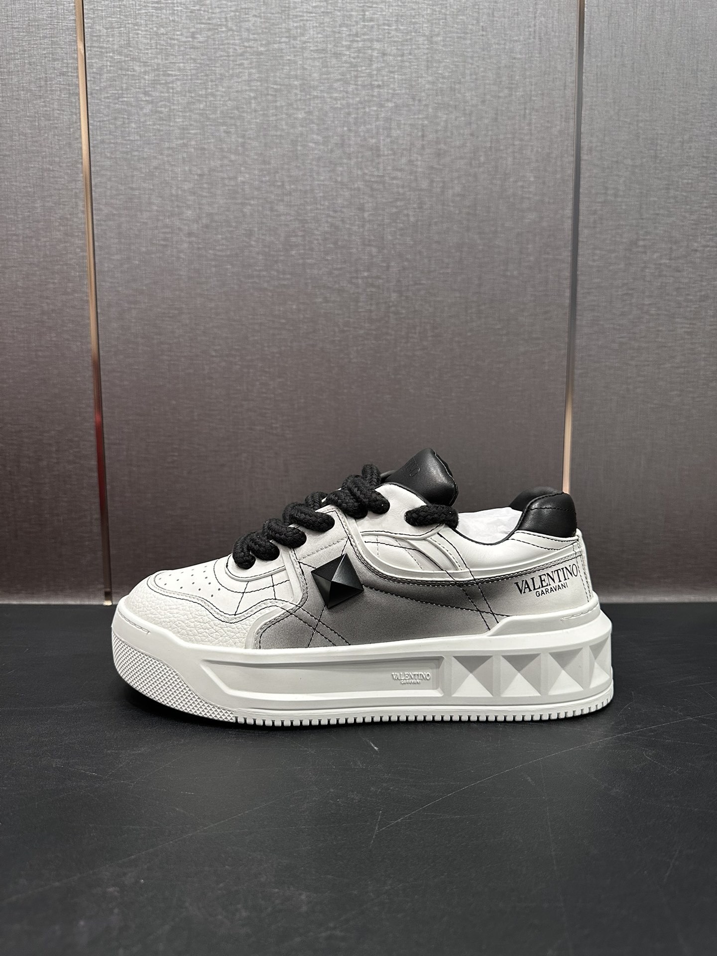 valentino shoes /sneakers-571