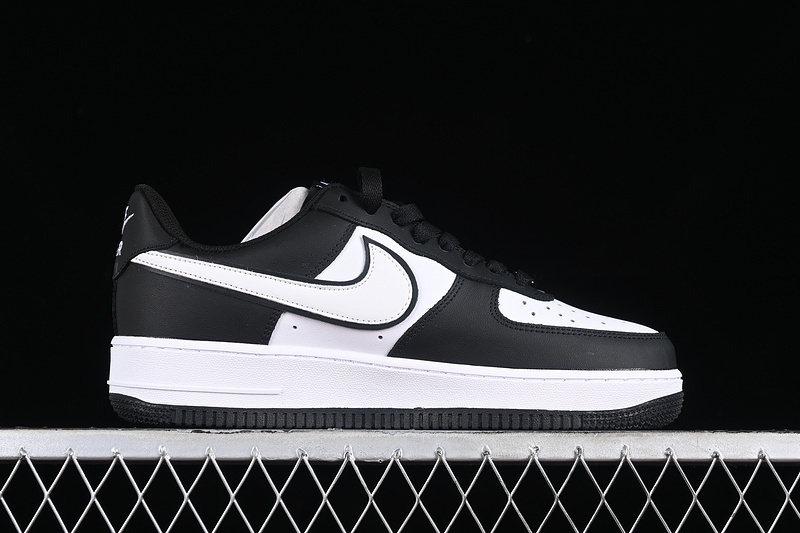 air force 1 320 DV0788 002 AIR FORCE 1 07 LOW BLACK BLACK WHITE WOMAN 36 39 MAN 40 45 59EA