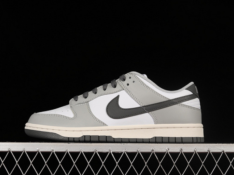 dunk 330 DD1503 117 WMNS DUNK LOW LIGHT SMOKE GREY WHITE LIGHT SMOKE GREY BLACK UNISEX 36 46