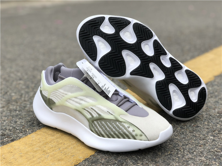 yeezy 700 AD 700v3. EF9899. Size 36 46.5512D