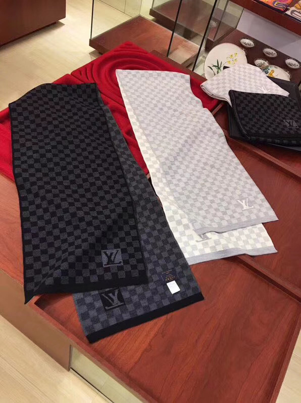 Brand Scarf and Blanket LV SCARF 111019A4C96