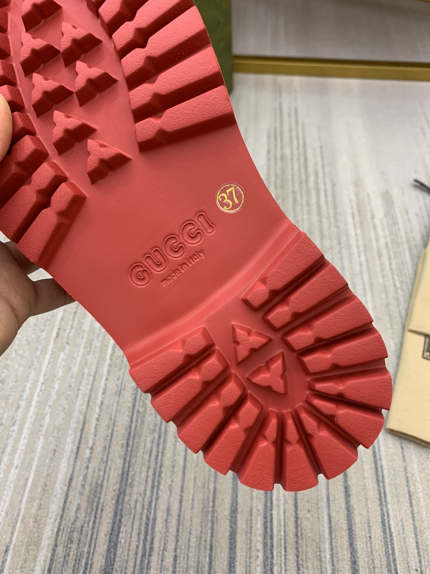 gucci shoes/sneakers-096