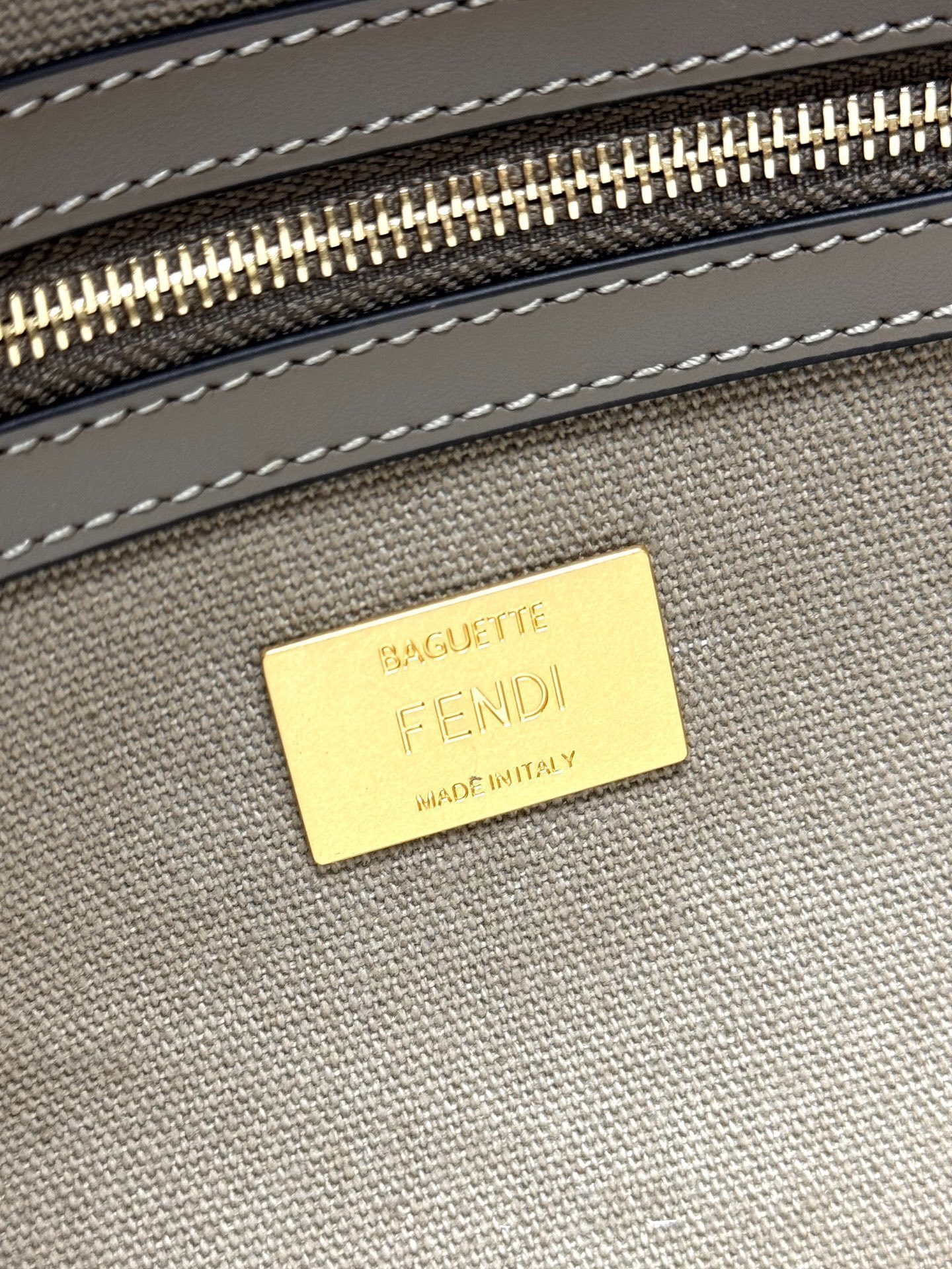 Fendi Bag -FENDI 0246