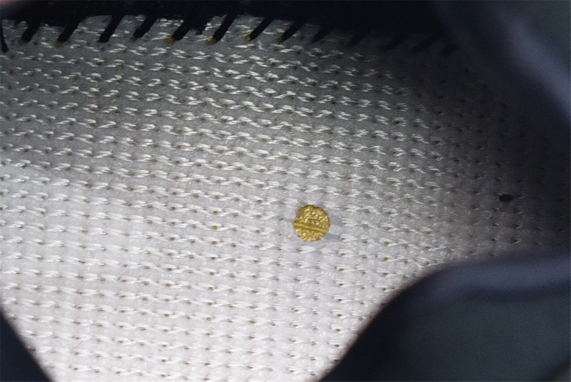 yeezy 700 G H67799559D