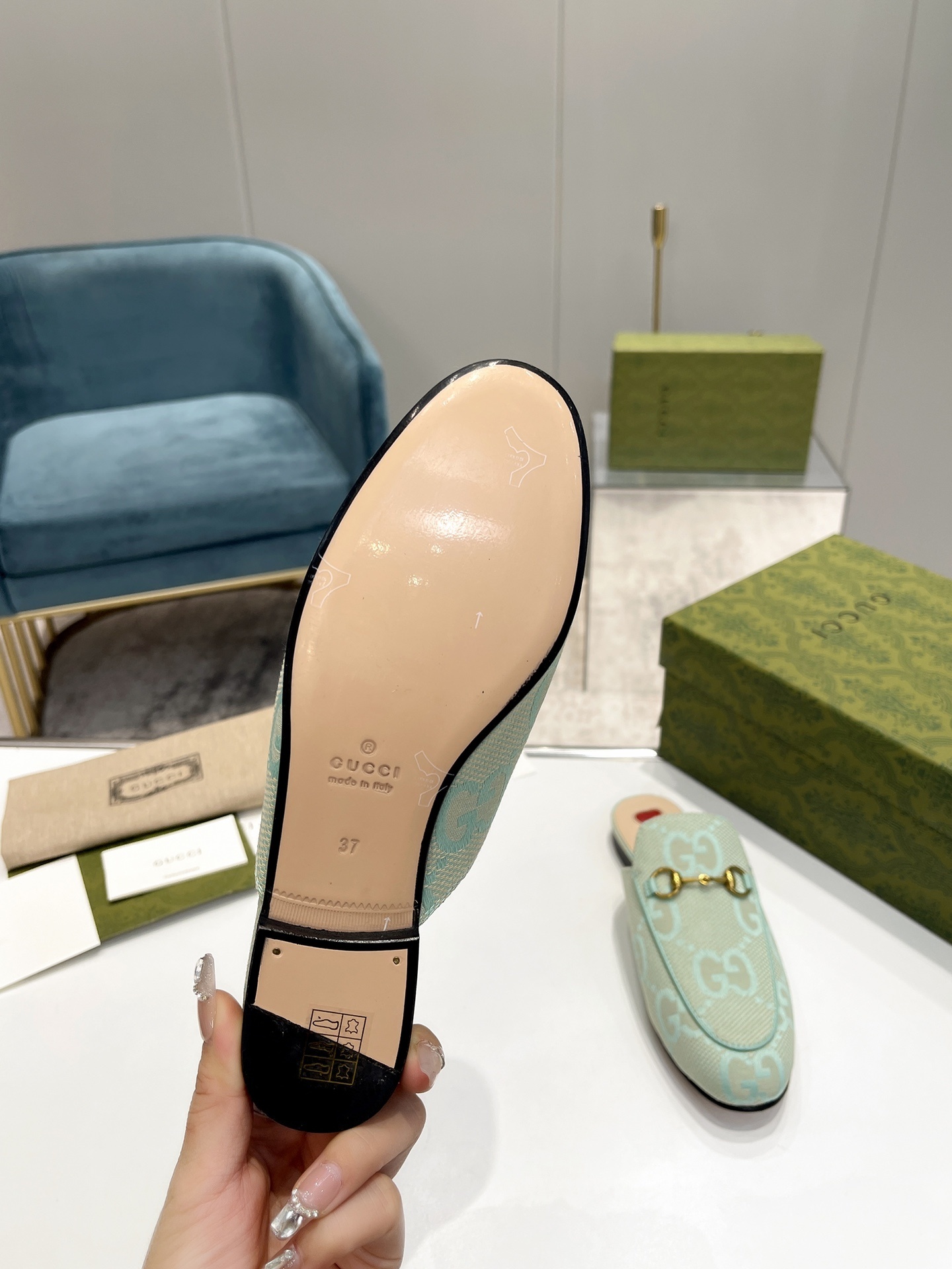 gucci shoes/sneakers-274