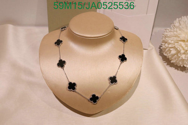 earrings Jewelry Code JA05255366DA3