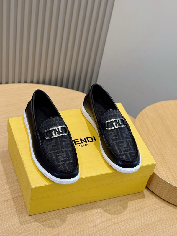 FENDI Men shoes -FENDI 00110F31