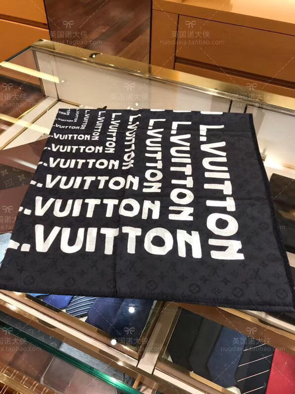 Brand Scarf and Blanket LV SCARF 111022KF4C5