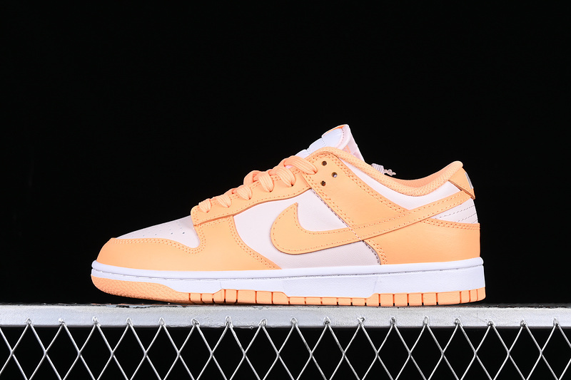 dunk 300 DD1503 801 DUNK LOW PEACH CREAM WHITE PEACH CREAM WOMAN 35.5 39 MAN 40 47.5 49F1