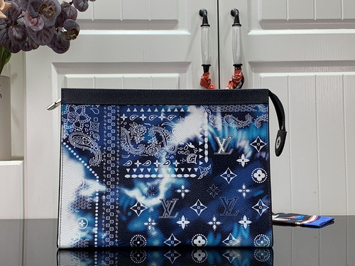 LV POCHETTE VOYAGE MM M81442 (155USD)(F26F)