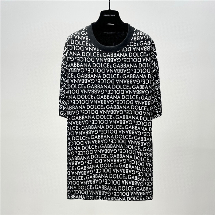 Dolce & Gabbana Clothes D﹡lce & Gabbana T Shirt Top Version $140 6D13