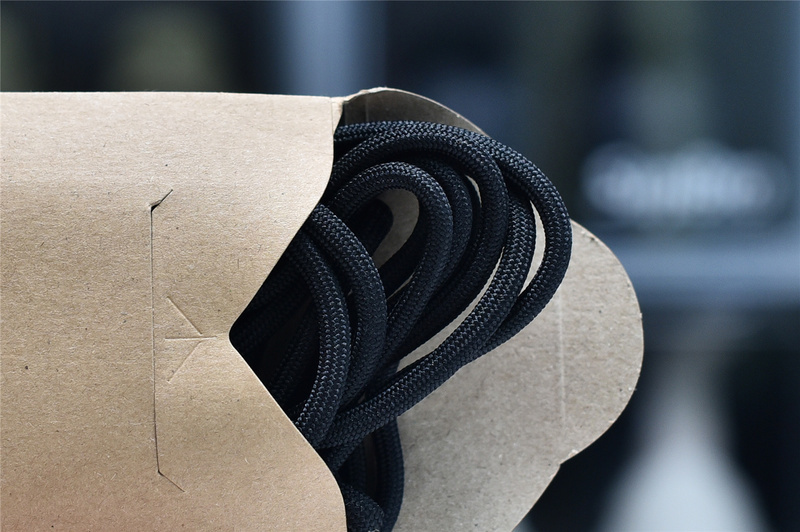 yeezy 700 JS G54850A0BE