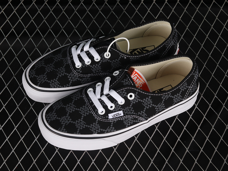 [VN0A5KS9BLA]-[MONOGRAM AUTHENTIC SKATE SHOES BLACK∕BLACK∕WHITE]-[WOMAN︰35-39]-[...(AA78)