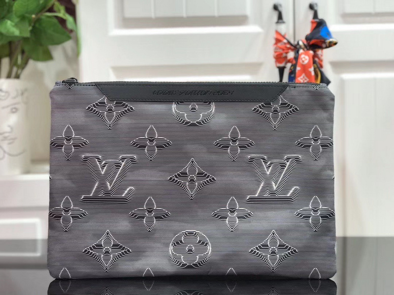 louis vuitton LV REVERSIBLE POUCH M687778223