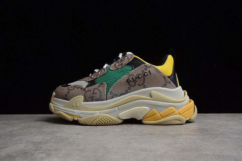 triple s 550 GU CCI X BA LEN CIAGA TRIPLE S SNEAKERS GREY MULTI COLOR WOMAN 35 39 MAN 40 46 0