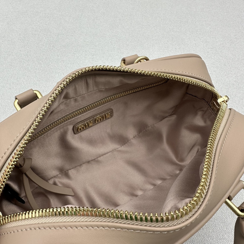 miu miu Miumiu bag04DB