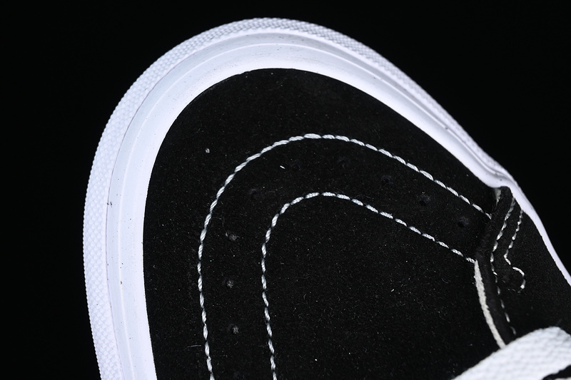 【240】[VN0A4UUK2V4]-[VAULT OG SK8 LOW BLACK∕WHITE]-[WOMAN︰35-39]-[MAN︰40-44](6177)