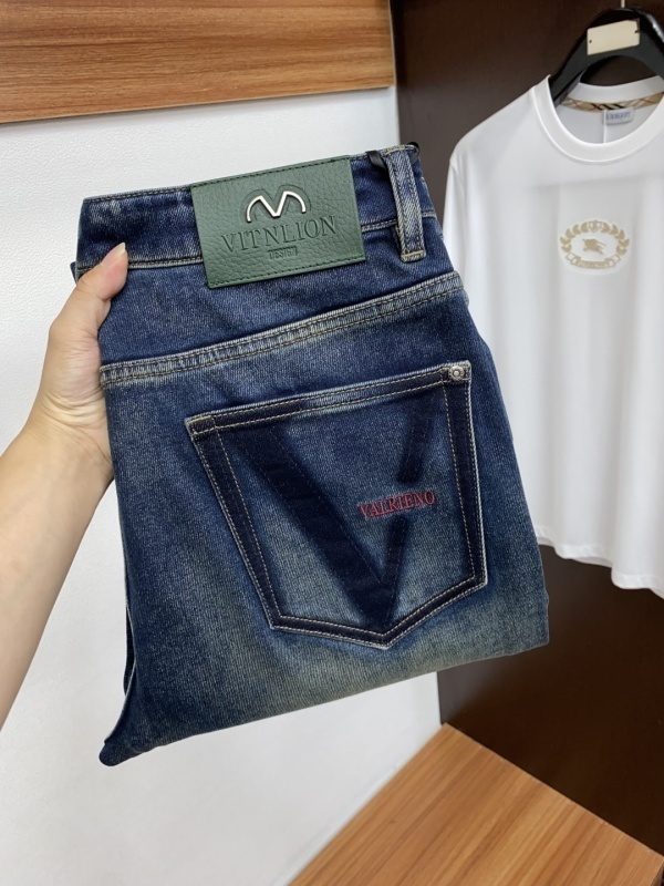 VALENTINO Men clothes -Valentino 009567A4