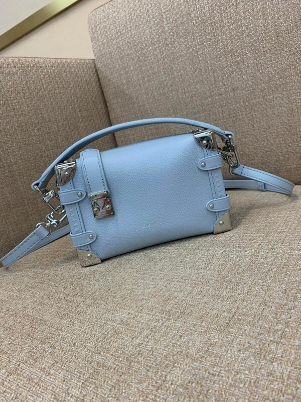 shoulder bag Louis vuitton SIDE TRUNK M2506735D4