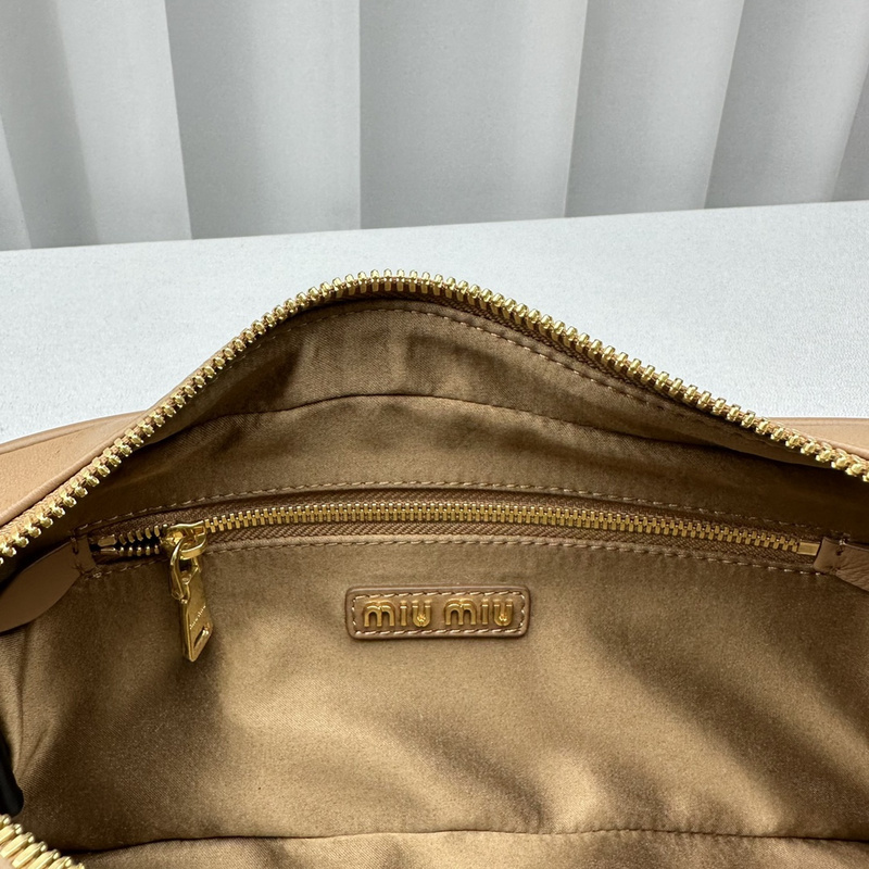 miu miu MiuMiu crossbody bag7733