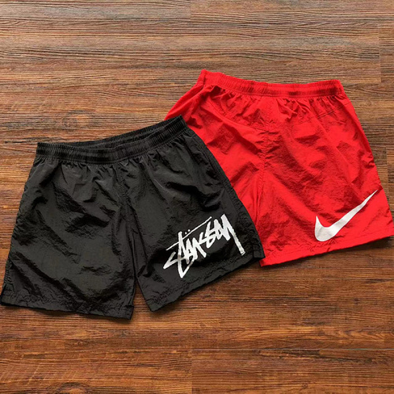 . 88 STUSSY X NK SHORTS 841402 D1D8