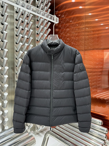 Moncler M0N﹡CLE﹡ COAT A4FD