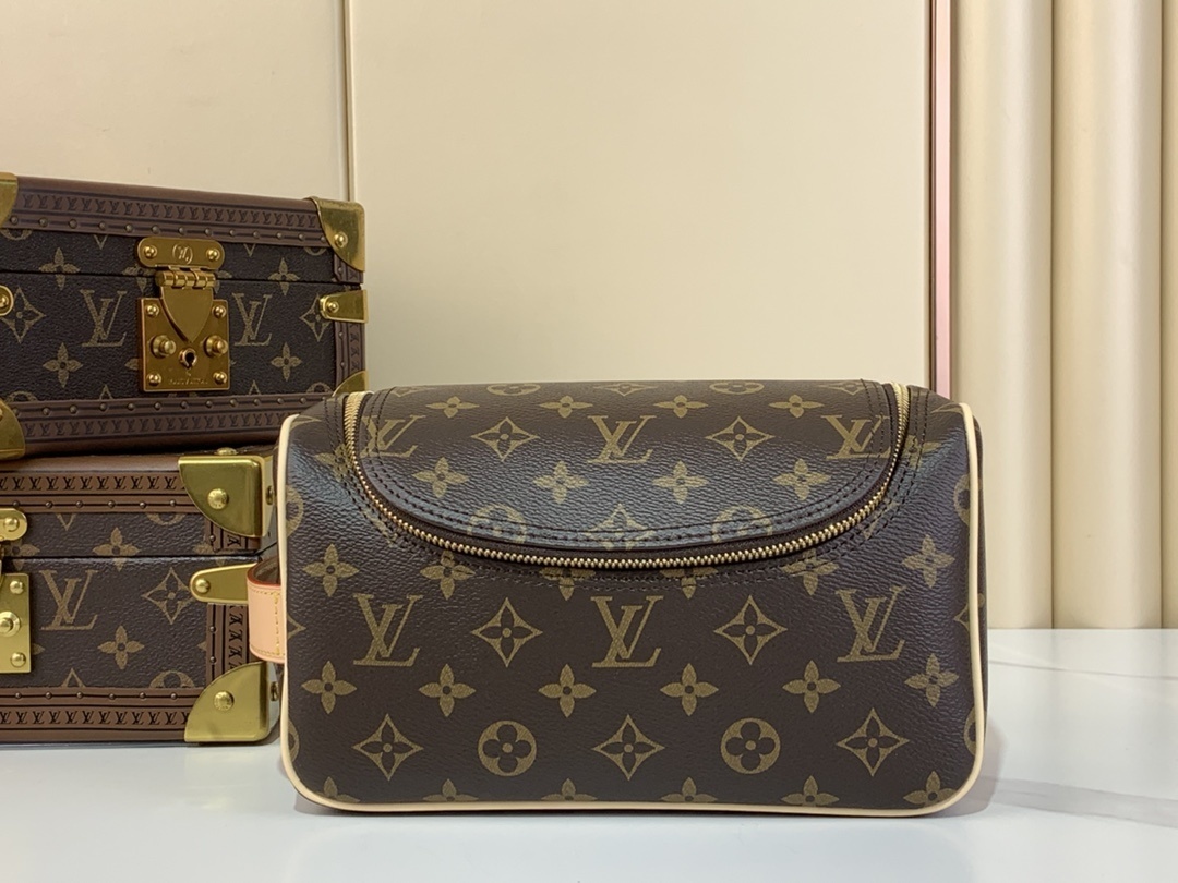 LV-Handbags NEW(D67B)
