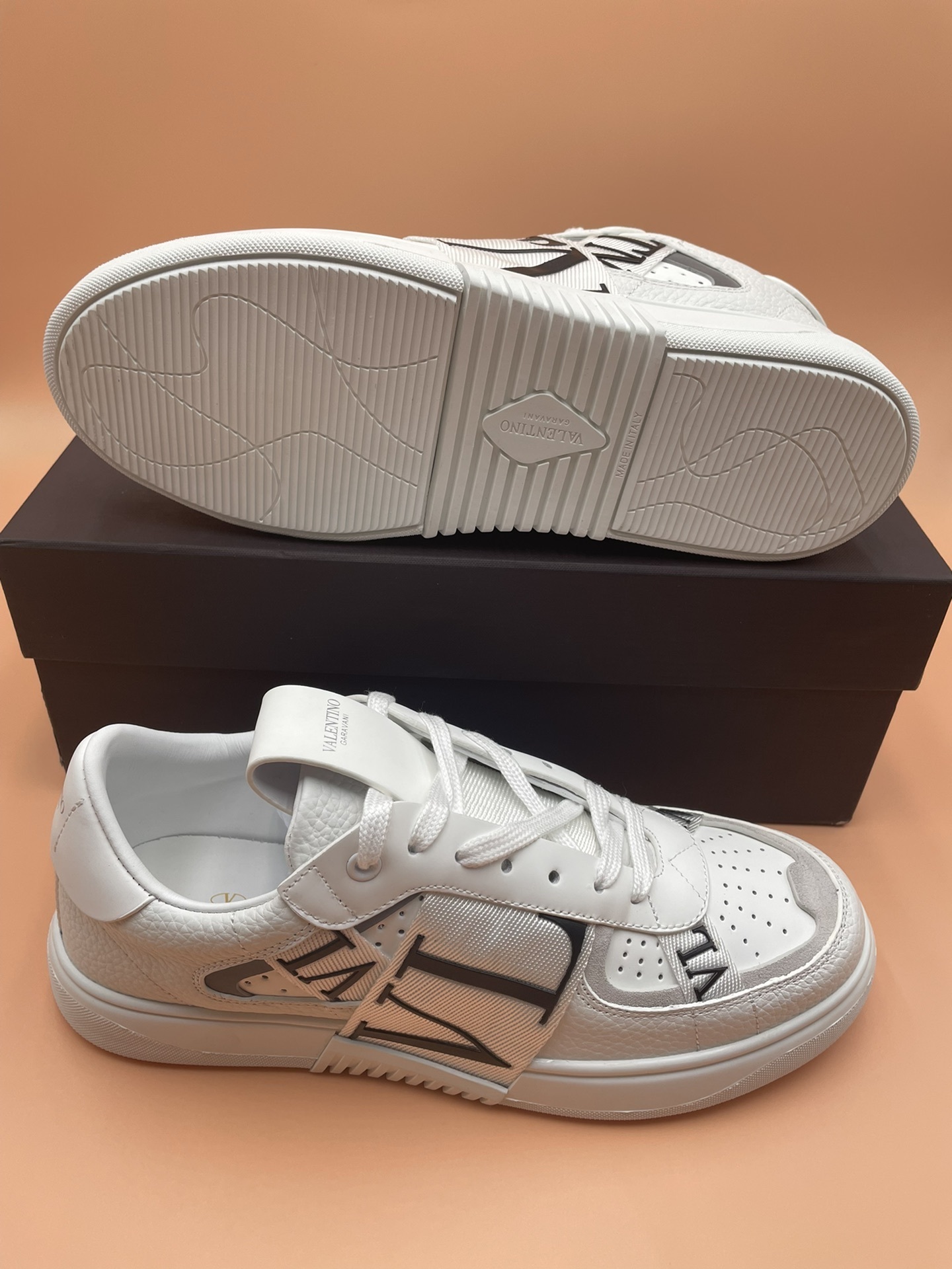 valentino shoes /sneakers-330