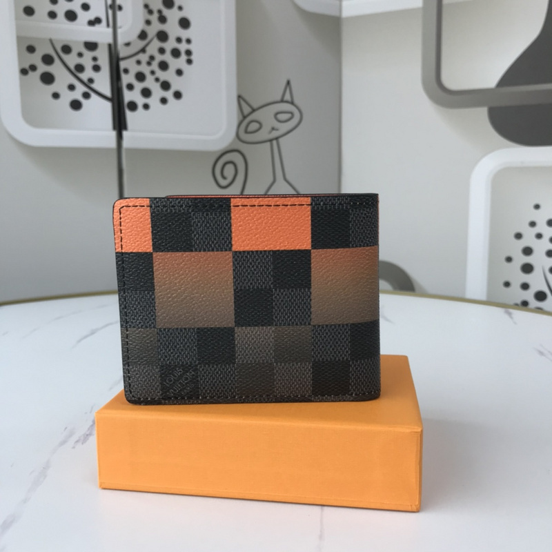 036 306 Wallets 02 2022SS D8DC