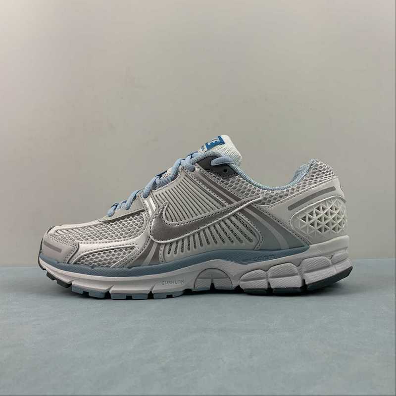 nike zoomx invincible run flyknit3 Zoom Vomero 5 FN3432 001 36 45D059