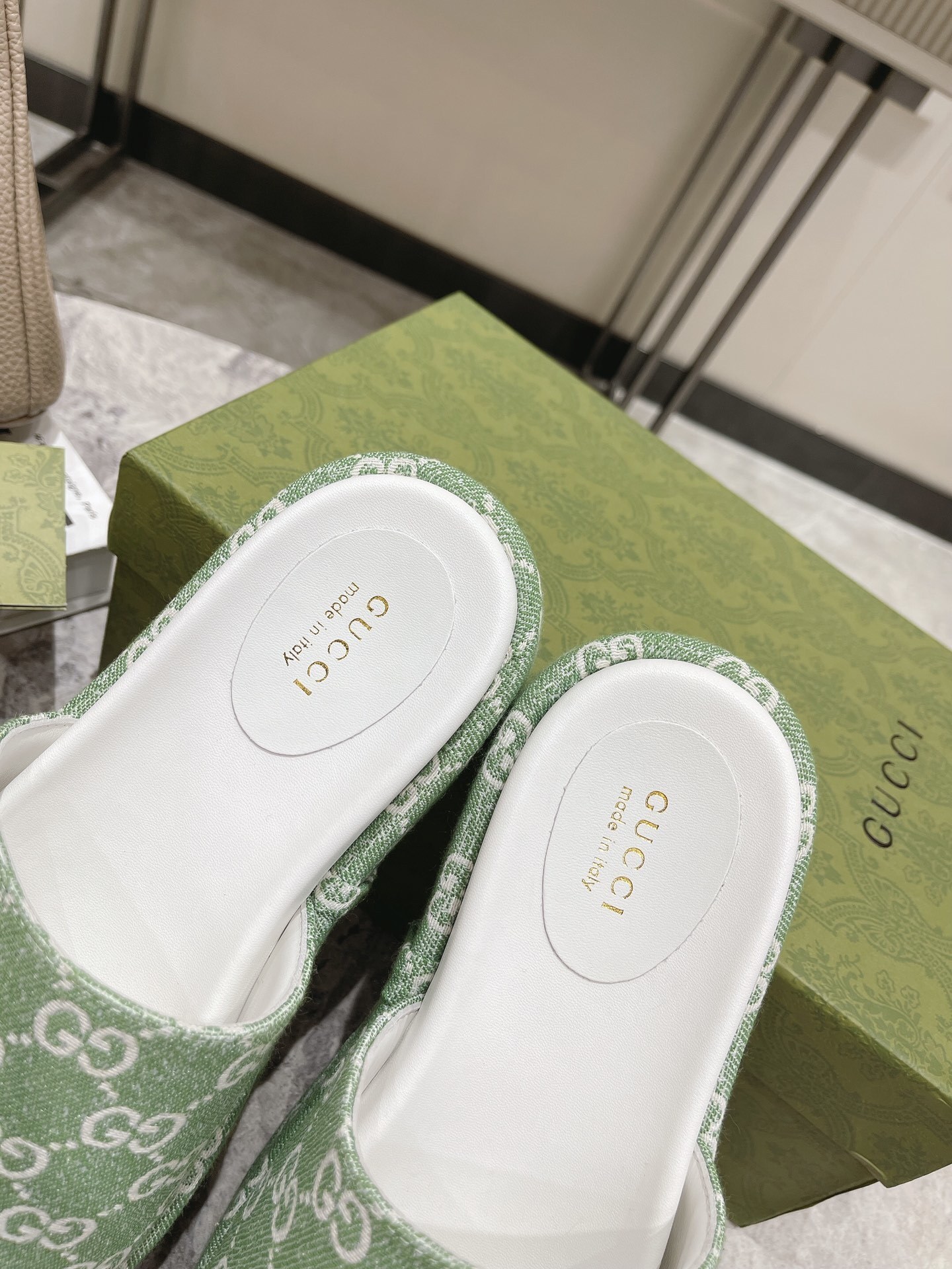 gucci shoes/sneakers-129