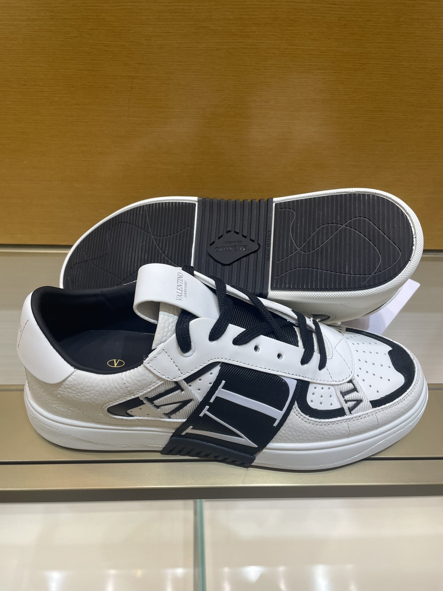 valentino shoes /sneakers-347