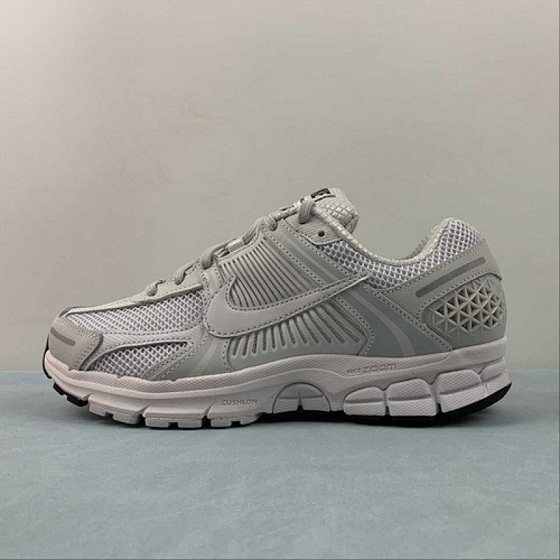 nike zoomx invincible run flyknit3 Zoom Vomero 5 BV1358 001 36 454328