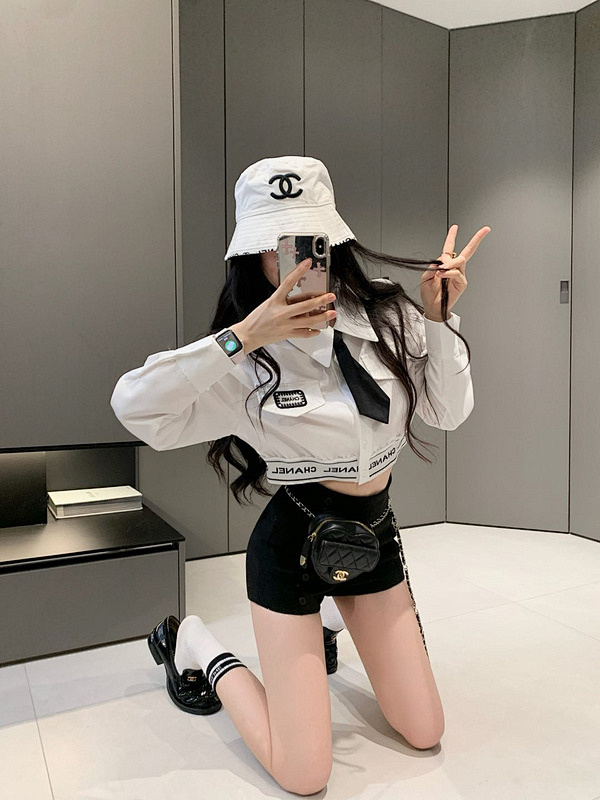 Chanel Women clothes Chanel 025241EE