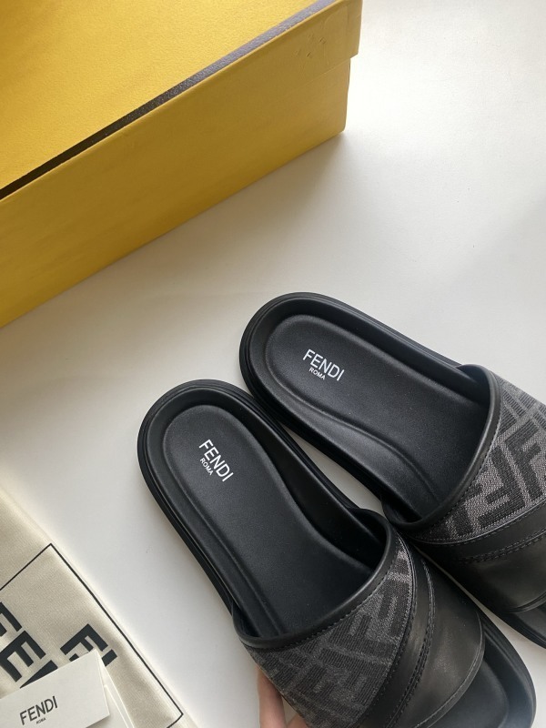 FENDI Men shoes -FENDI 01525006