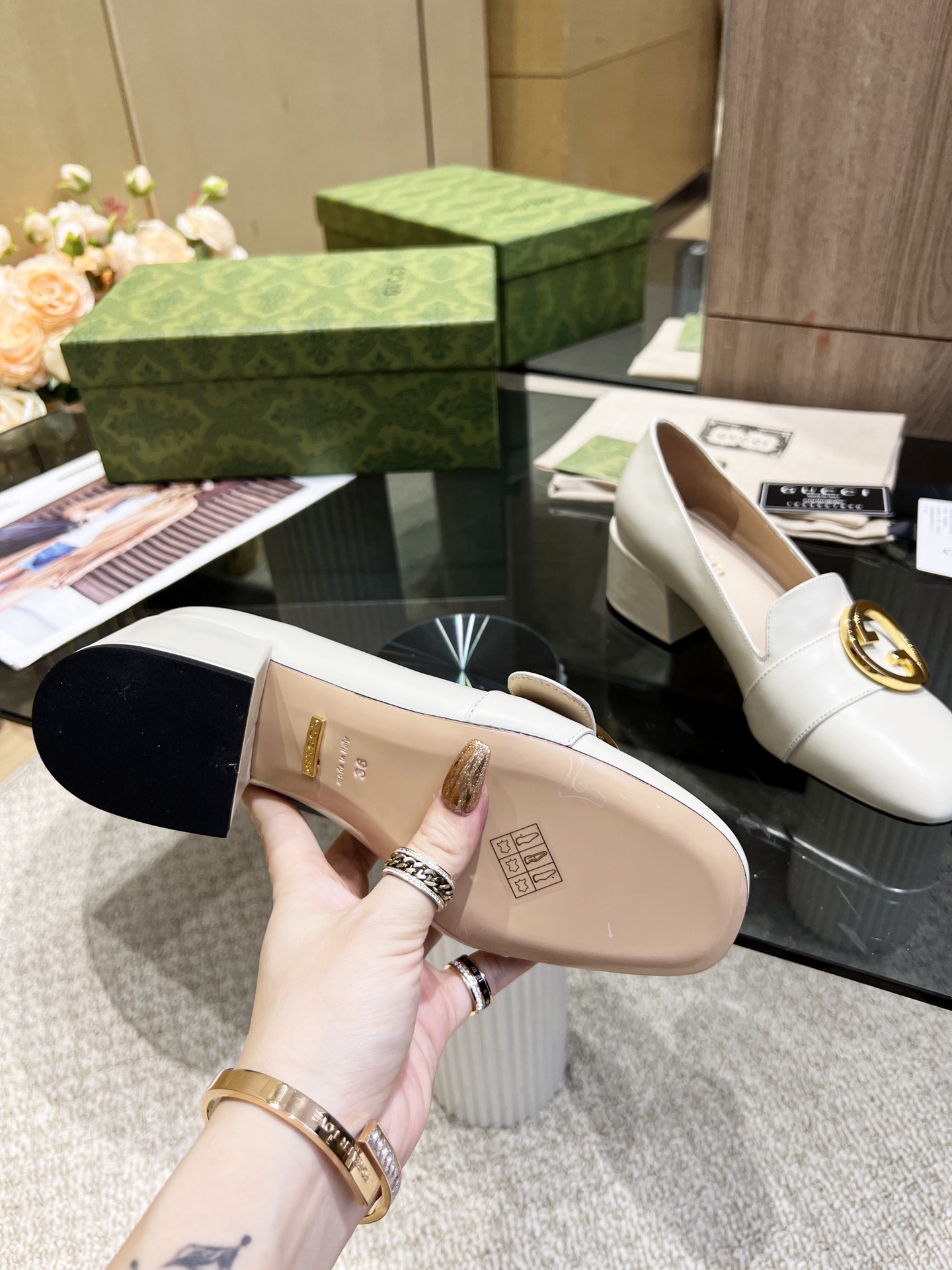 gucci shoes/sneakers-363