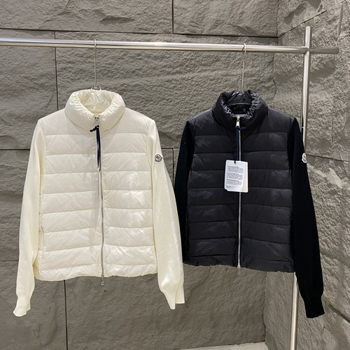 Moncler M0N﹡CLE﹡ COAT 4547